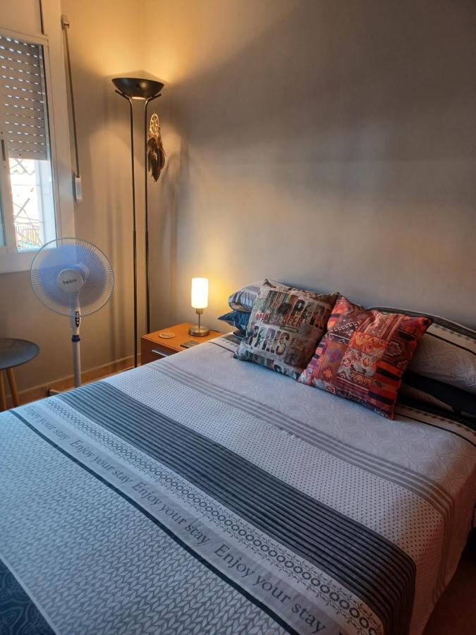 Apartamento Entero De Tres Habitaciones, Cerca De La Playa! Acogedor, Luminoso Y Tranquilo Malgrat de Mar Exterior foto