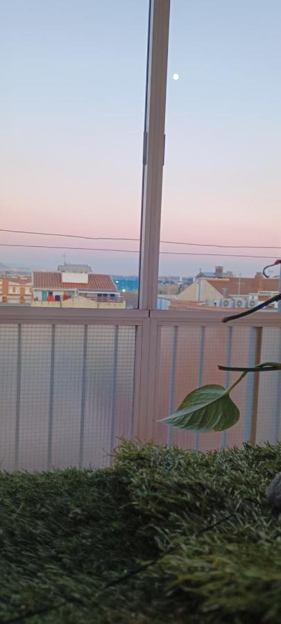 Apartamento Entero De Tres Habitaciones, Cerca De La Playa! Acogedor, Luminoso Y Tranquilo Malgrat de Mar Exterior foto