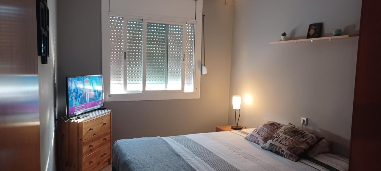 Apartamento Entero De Tres Habitaciones, Cerca De La Playa! Acogedor, Luminoso Y Tranquilo Malgrat de Mar Exterior foto